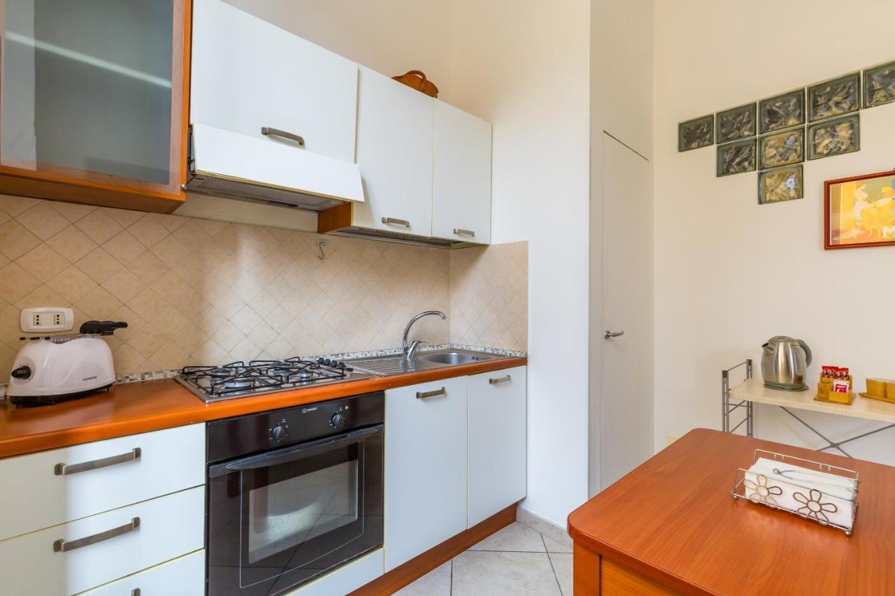 Orsola Comfort House By Napoliapartments Exterior foto
